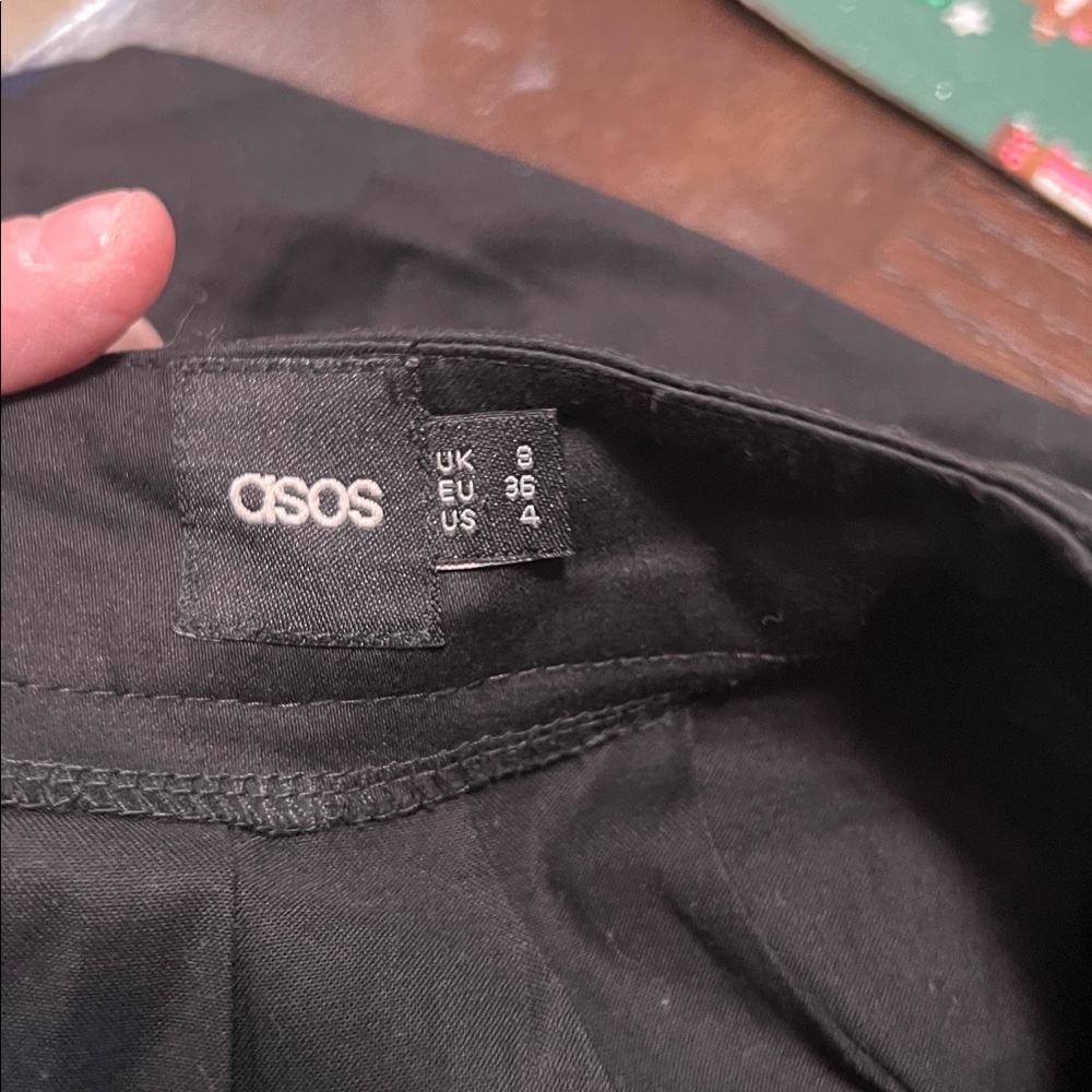 ASOS Black and Navy A-Line Skirt- size 4 - Picture 3 of 4
